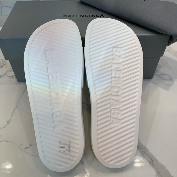 BALENCIAGA Womens Cities Pool Slide Sandals 9 B/39 EU - Picture 5 of 14